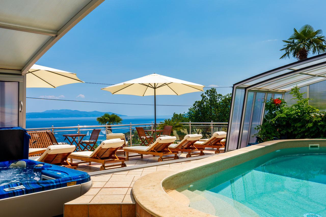 Villa Roses Apartments & Wellness Ičići 외부 사진