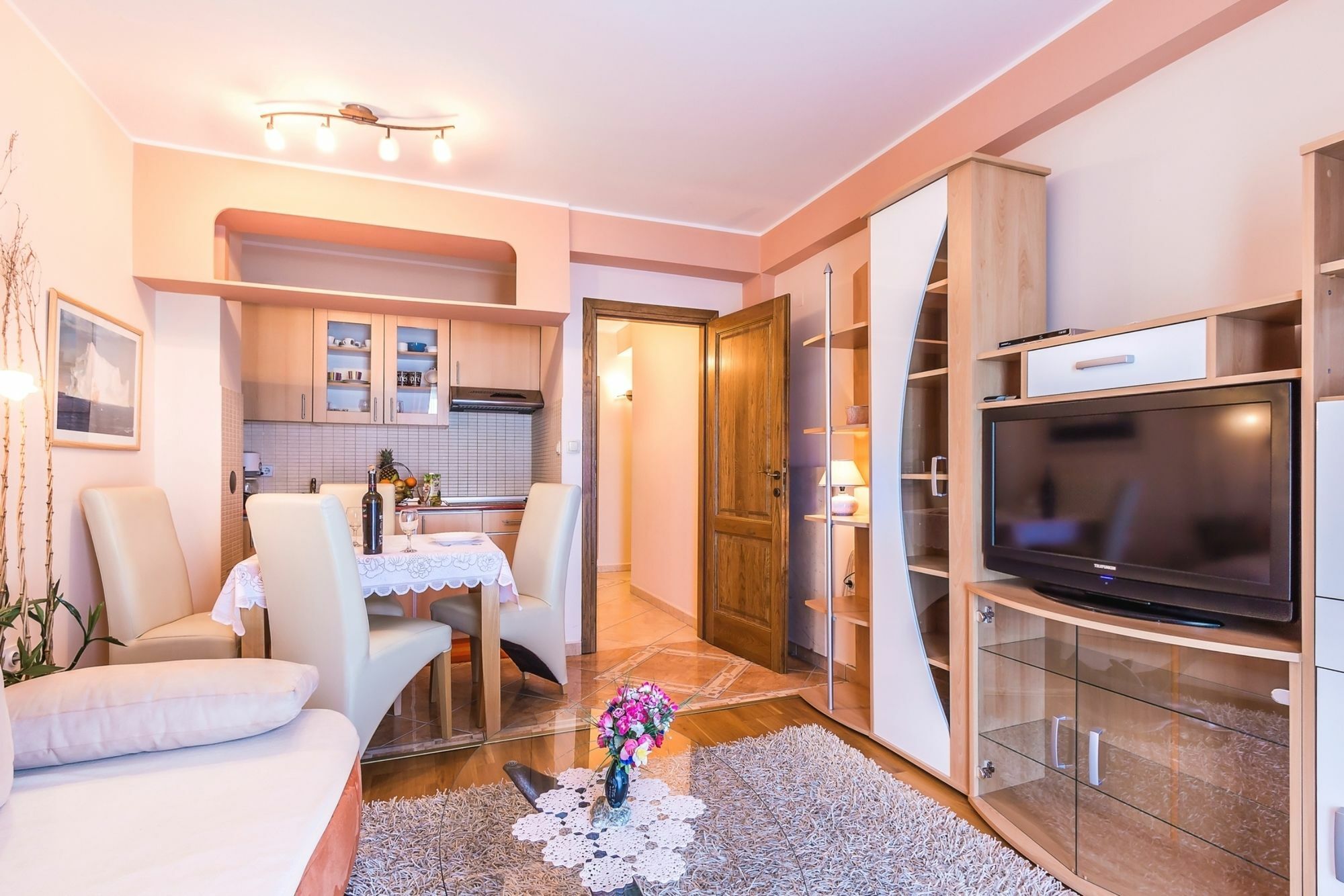 Villa Roses Apartments & Wellness Ičići 외부 사진