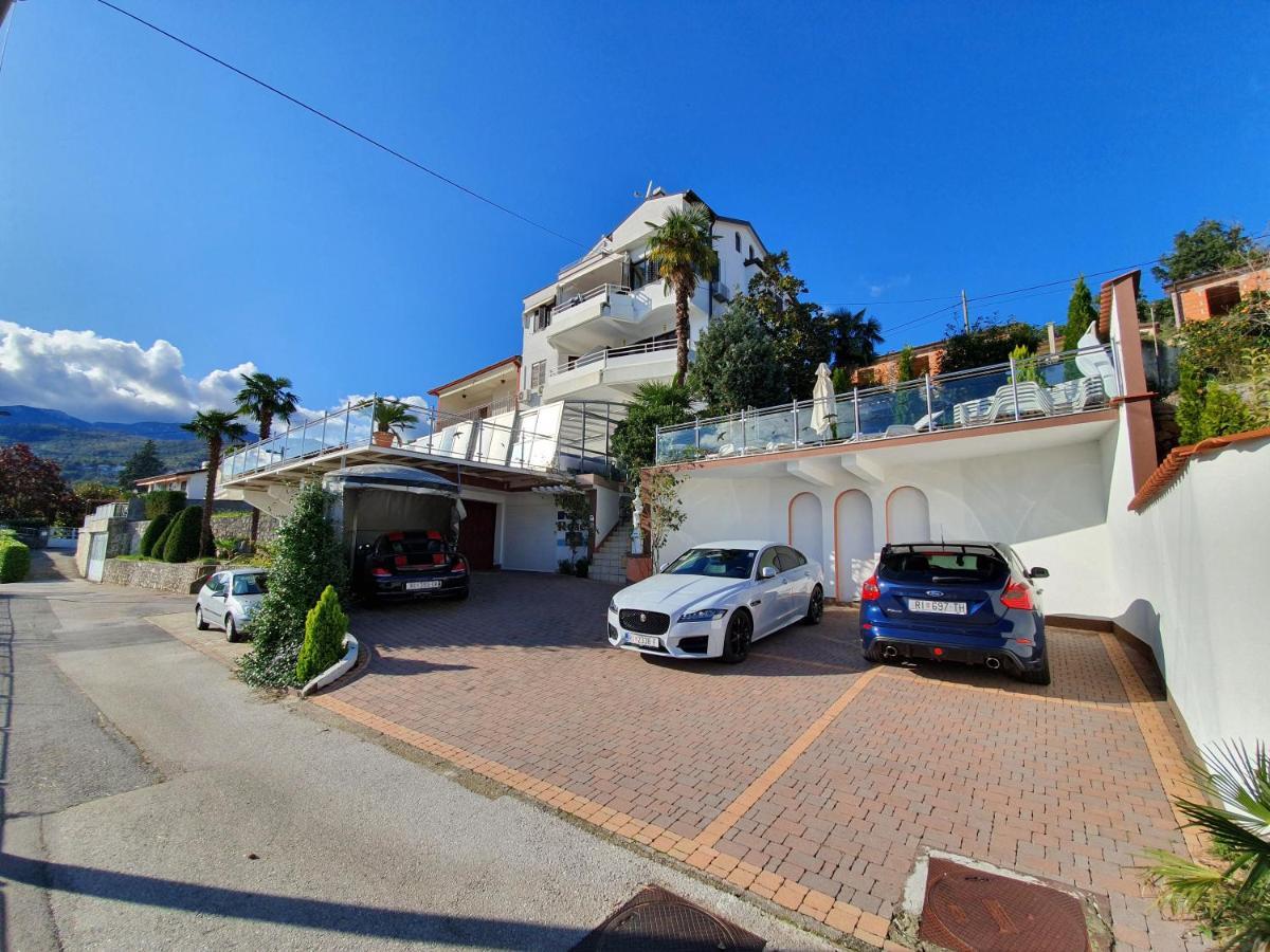 Villa Roses Apartments & Wellness Ičići 외부 사진